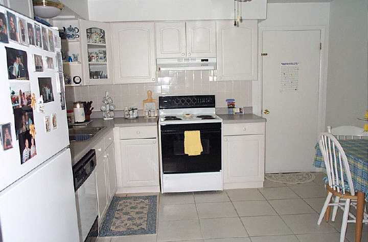 Spacious Kitchen